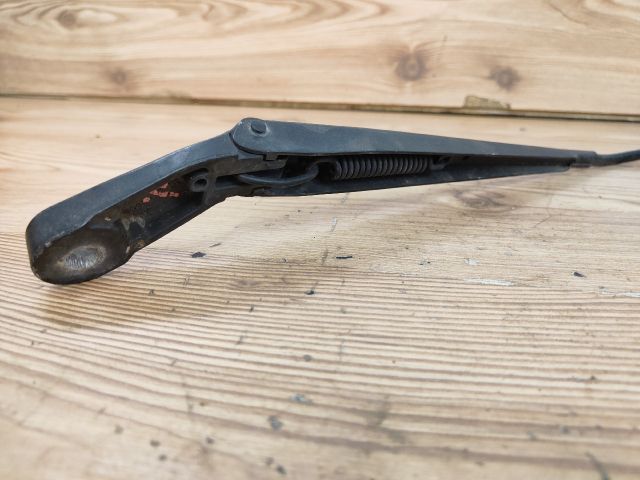 bontott VW POLO IV Jobb első Ablaktörlő Kar