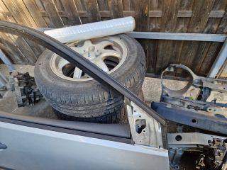 bontott VW POLO IV Jobb első Ajtó (Részeivel)