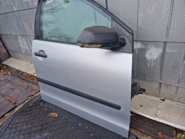 bontott VW POLO IV Jobb első Ajtó (Részeivel)