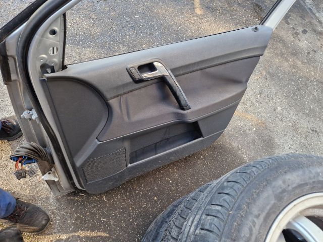 bontott VW POLO IV Jobb első Ajtó (Részeivel)