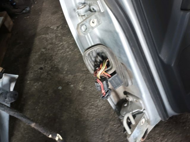 bontott VW POLO IV Jobb első Ajtó (Részeivel)