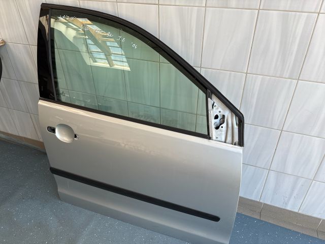 bontott VW POLO IV Jobb első Ajtó (Üres lemez)