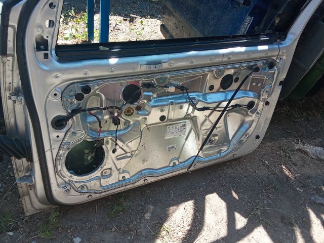 bontott VW POLO IV Jobb első Ajtó (Üres lemez)