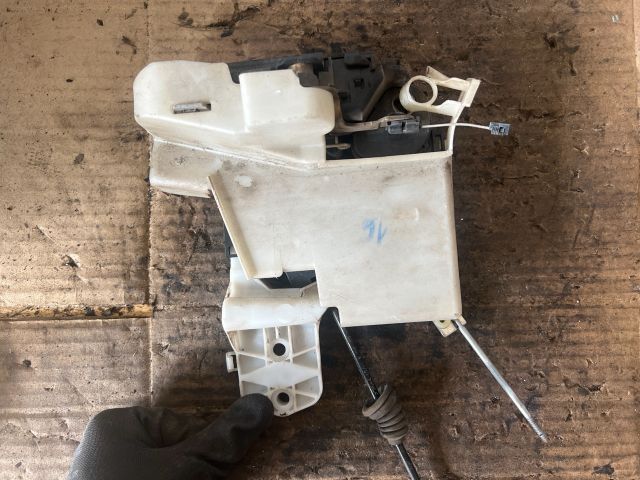 bontott VW POLO IV Jobb első Ajtózár