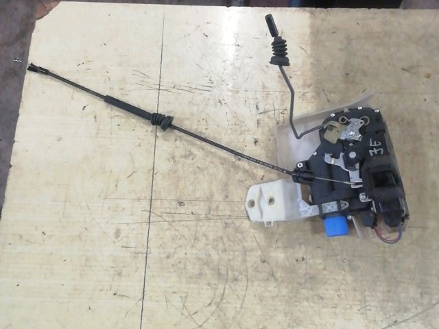 bontott VW POLO IV Jobb első Ajtózár