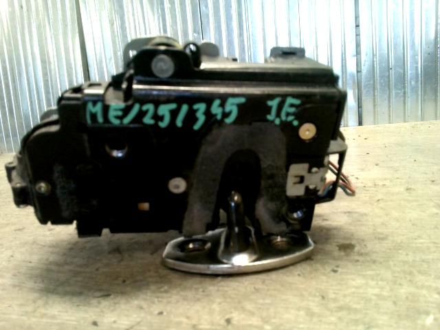 bontott VW POLO IV Jobb első Ajtózár