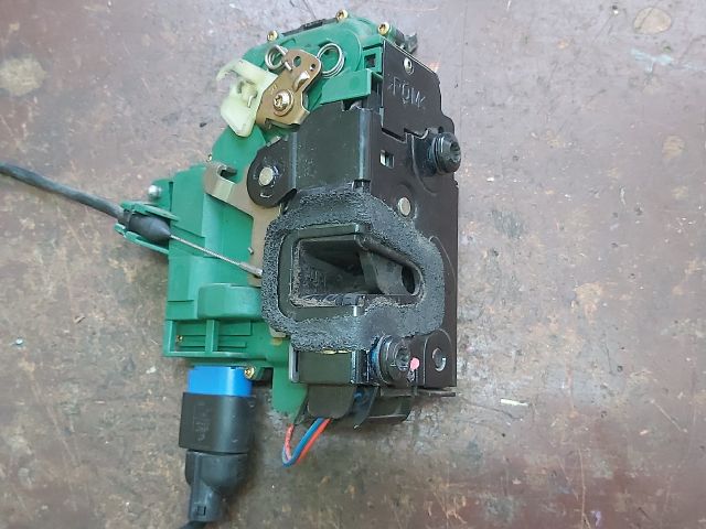 bontott VW POLO IV Jobb első Ajtózár