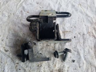 bontott VW POLO IV Jobb első Alsó Zsanér