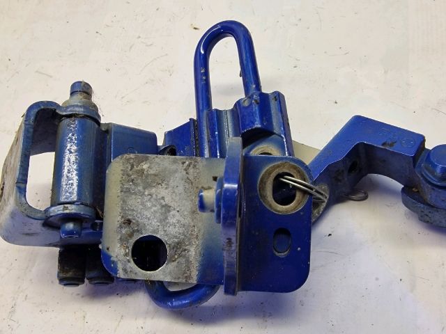 bontott VW POLO IV Jobb első Alsó Zsanér