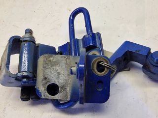 bontott VW POLO IV Jobb első Alsó Zsanér