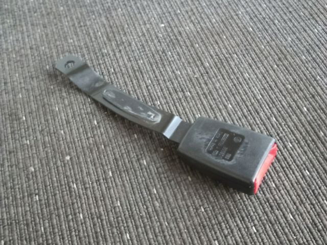 bontott VW POLO IV Jobb első Biztonsági Öv Csat