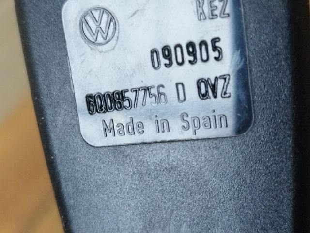bontott VW POLO IV Jobb első Biztonsági Öv Csat