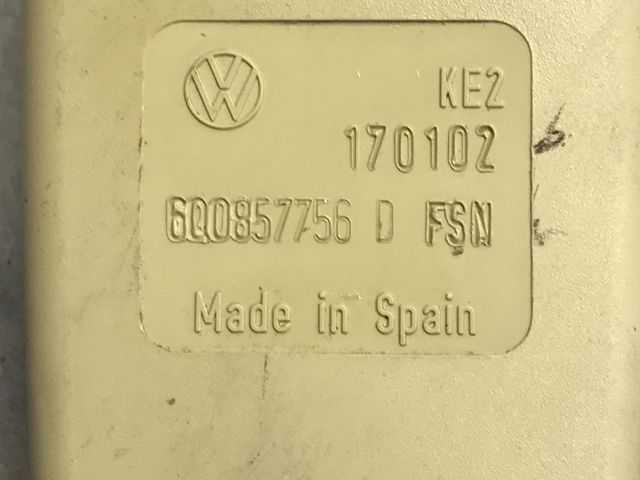 bontott VW POLO IV Jobb első Biztonsági Öv Csat