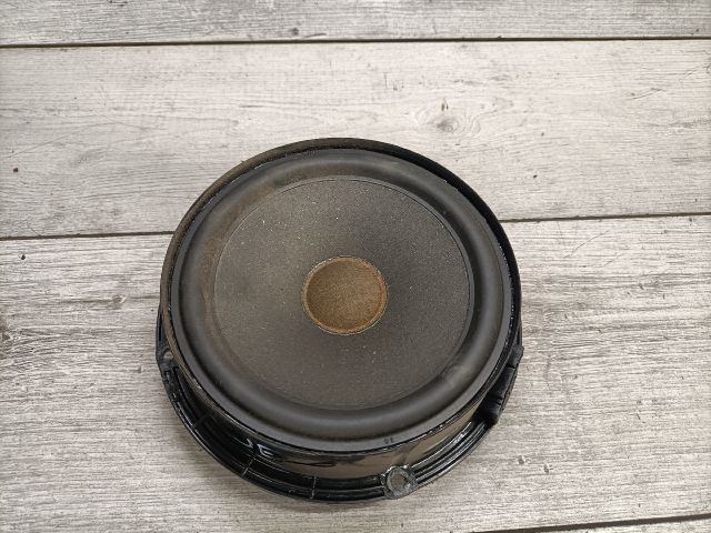 bontott VW POLO IV Jobb első Hangszóró