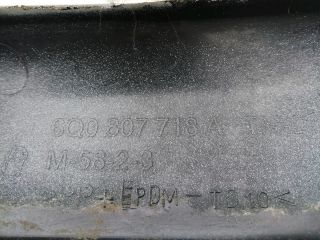 bontott VW POLO IV Jobb első Lökhárító Díszléc