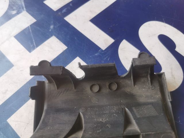 bontott VW POLO IV Jobb első Lökhárító Vakborítás