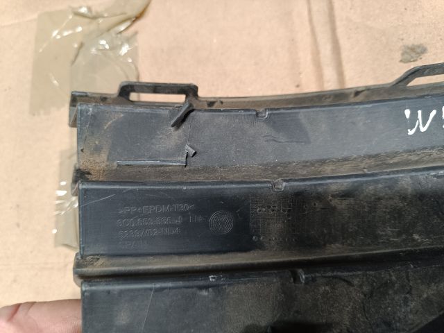 bontott VW POLO IV Jobb első Lökhárító Vakborítás