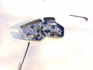 bontott VW POLO IV Jobb első Oldal Lökhárító Tartó (Műanyag)