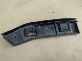 bontott VW POLO IV Jobb első Oldal Lökhárító Tartó (Műanyag)