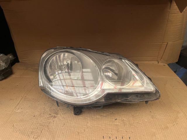 bontott VW POLO IV Jobb Fényszóró