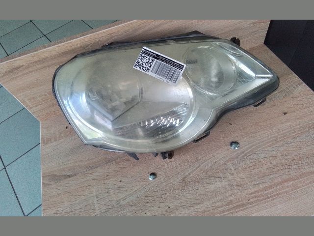 bontott VW POLO IV Jobb Fényszóró