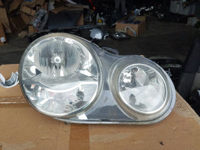 bontott VW POLO IV Jobb Fényszóró