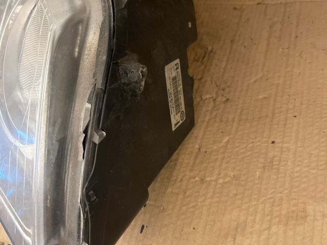 bontott VW POLO IV Jobb Fényszóró