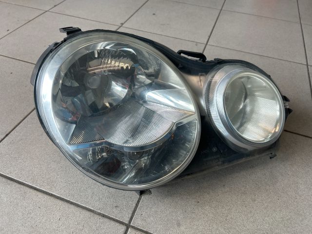 bontott VW POLO IV Jobb Fényszóró