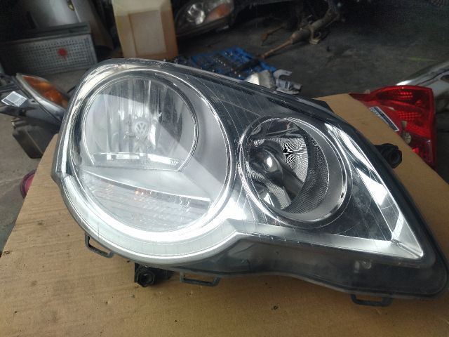 bontott VW POLO IV Jobb Fényszóró