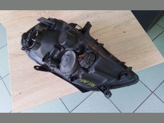 bontott VW POLO IV Jobb Fényszóró