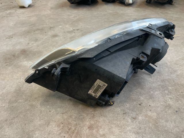 bontott VW POLO IV Jobb Fényszóró