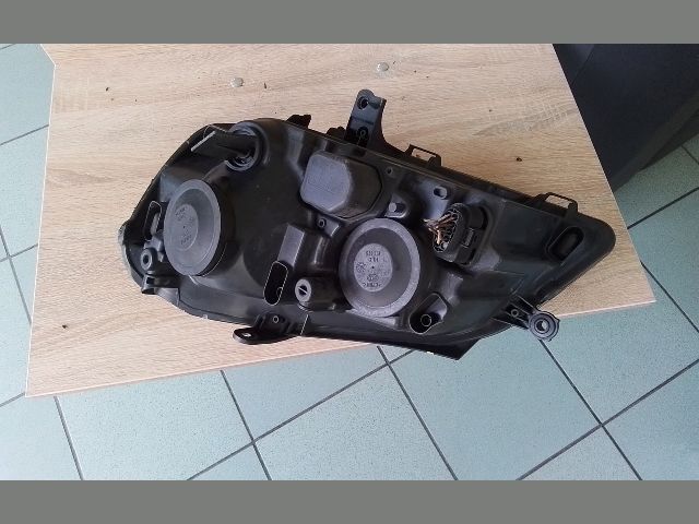 bontott VW POLO IV Jobb Fényszóró