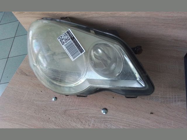 bontott VW POLO IV Jobb Fényszóró