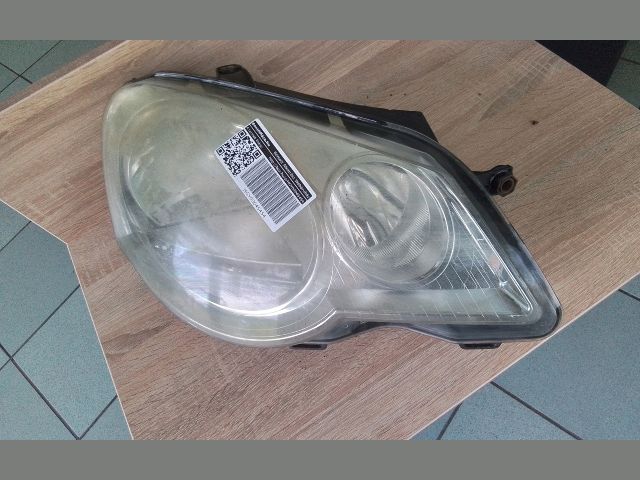 bontott VW POLO IV Jobb Fényszóró
