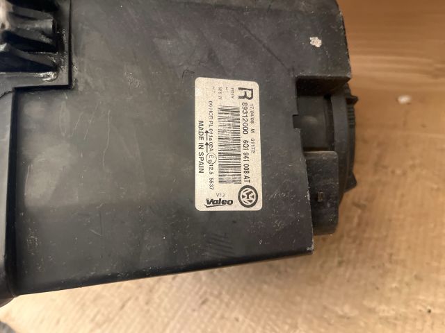 bontott VW POLO IV Jobb Fényszóró