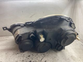 bontott VW POLO IV Jobb Fényszóró