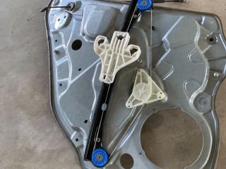 bontott VW POLO IV Jobb hátsó Ablakemelő Szerkezet (Elektromos)