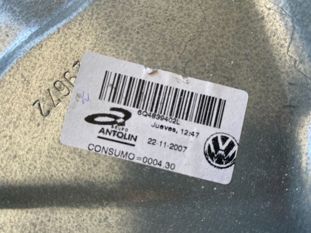 bontott VW POLO IV Jobb hátsó Ablakemelő Szerkezet (Elektromos)