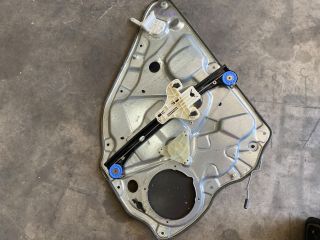 bontott VW POLO IV Jobb hátsó Ablakemelő Szerkezet (Elektromos)