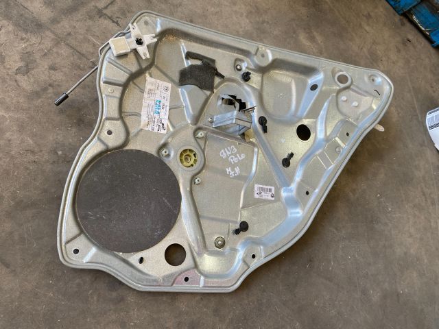 bontott VW POLO IV Jobb hátsó Ablakemelő Szerkezet (Elektromos)