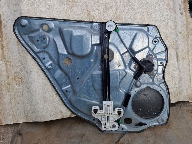 bontott VW POLO IV Jobb hátsó Ablakemelő Szerkezet (Mechanikus)