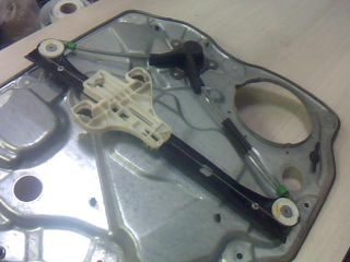 bontott VW POLO IV Jobb hátsó Ablakemelő Szerkezet (Mechanikus)