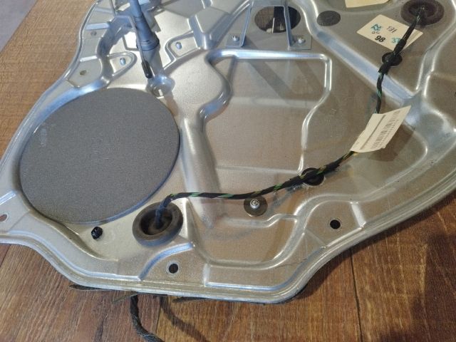 bontott VW POLO IV Jobb hátsó Ablakemelő Szerkezet (Mechanikus)