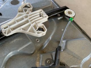 bontott VW POLO IV Jobb hátsó Ablakemelő Szerkezet (Mechanikus)