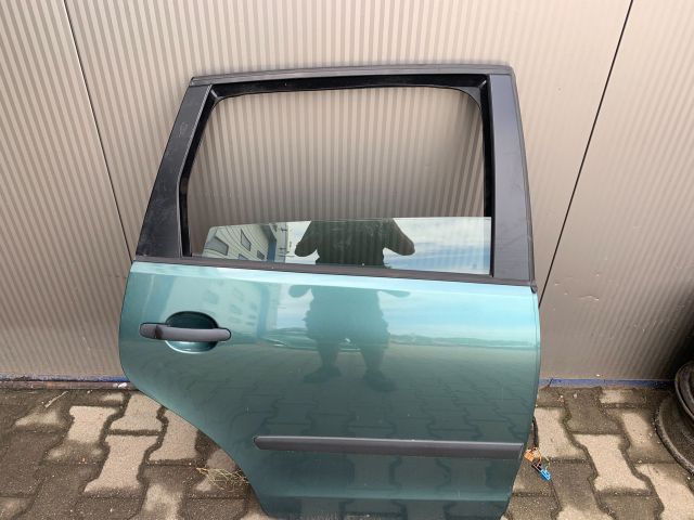bontott VW POLO IV Jobb hátsó Ajtó (Részeivel)