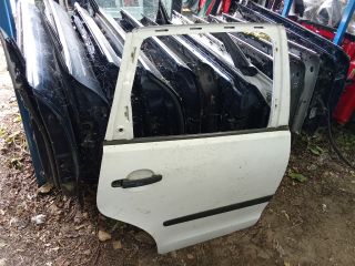 bontott VW POLO IV Jobb hátsó Ajtó (Részeivel)