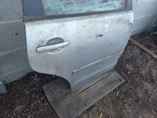 bontott VW POLO IV Jobb hátsó Ajtó (Részeivel)