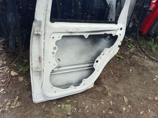 bontott VW POLO IV Jobb hátsó Ajtó (Részeivel)