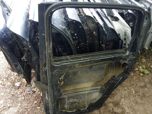 bontott VW POLO IV Jobb hátsó Ajtó (Részeivel)