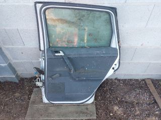 bontott VW POLO IV Jobb hátsó Ajtó (Részeivel)